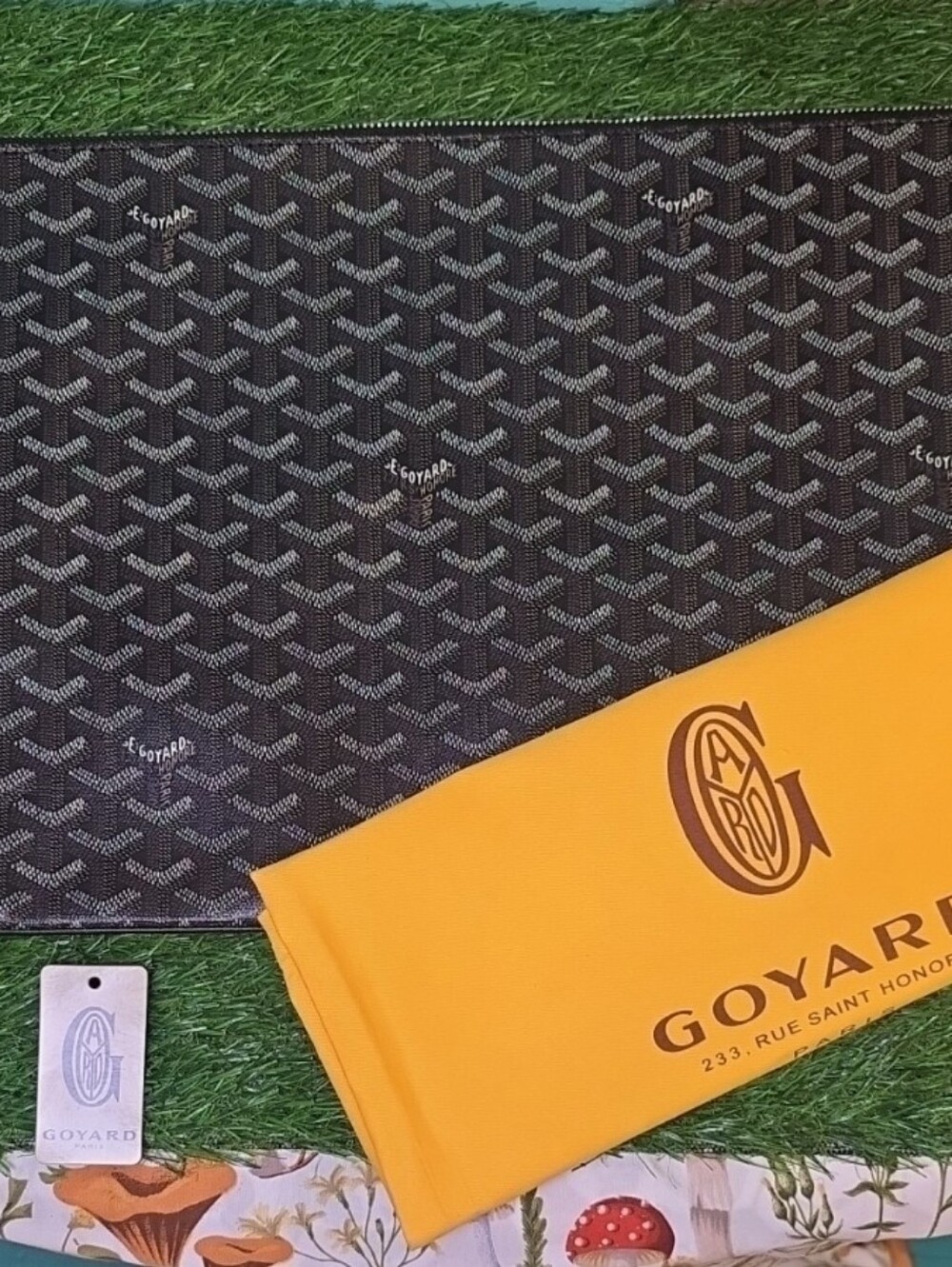 Yard GO Senate Large Cluch Bag